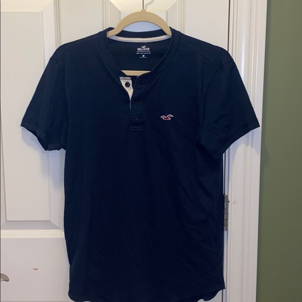 3-Button Navy Blue Soft Hollister Tee
